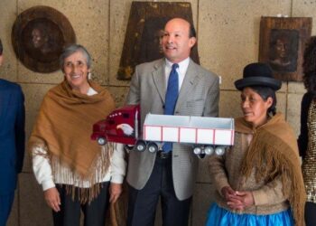 Espacio Cultural MIC de Banco Sol promueve la promoción de artistas emergentes y artesanos clientes de la entidad financiera