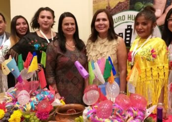 Fundación IDEA y CAF graduan a 380 líderes para la transformación