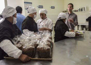 CAF aplica con éxito iniciativas de innovación social de apoyo a grupos vulnerables en Bolivia