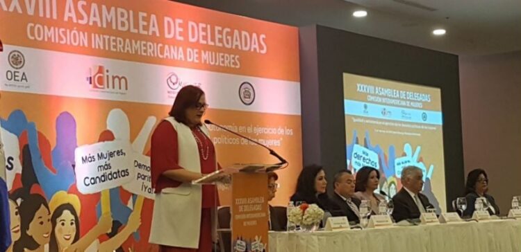 La OEA llama a combatir la violencia contra las mujeres en la actividad política