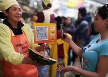 Mercado de Irpavi, de la ciudad de La Paz, es el primero de Bolivia en utilizar la app Simple de BancoSol