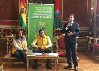 Coca-Cola y la Alcaldía de La Paz lanzan 2da. versión de «EcoLegios», el concurso que promueve el reciclaje en unidades educativas