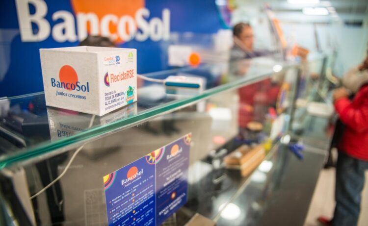 BancoSol sube su calificación de desempeño de RSE