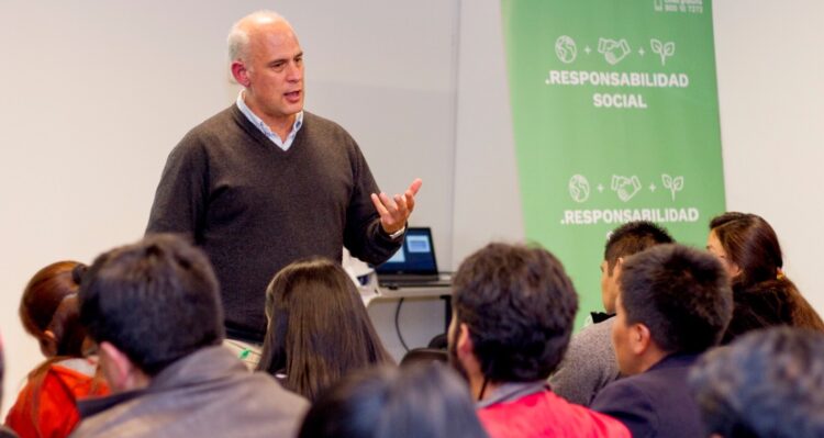 BNB realizó talleres de capacitación en neuromarketing y ventas para clientes micro y pequeña empresa