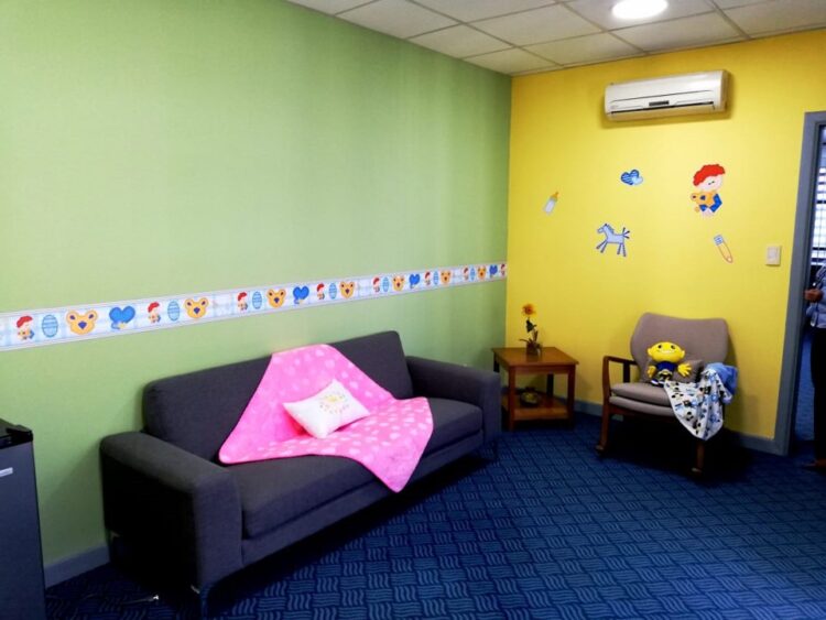 Banco BISA instaló diez salas de lactancia en sus sucursales