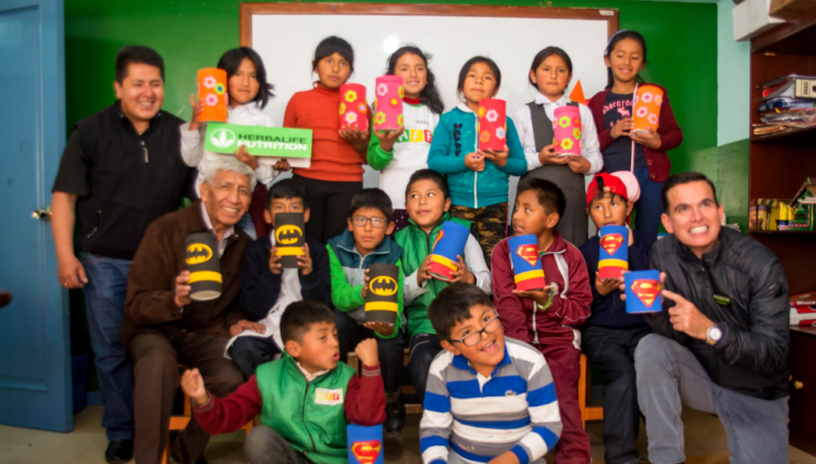 Voluntariado de Herbalife trabaja para mejorar la nutrición de los niños del mundo