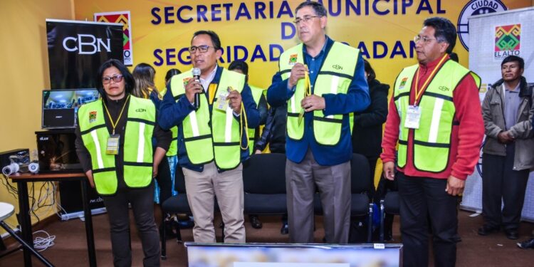 El 100% de las unidades educativas de El Alto cuentan con sistemas de seguridad