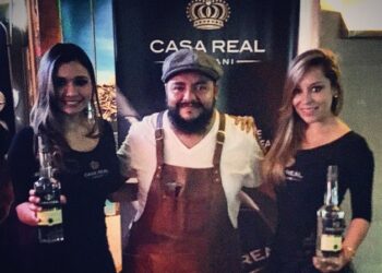 Singani Casa Real lanza su programa “ Stay Home Mixology” para enseñar a preparar cocteles en casa