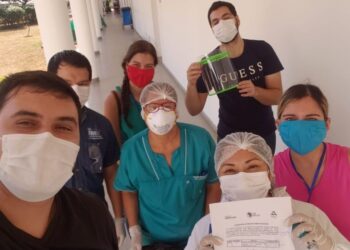 Graduados UPSA participaron de la fabricación y donación de mascarillas de alta protección hospitalaria