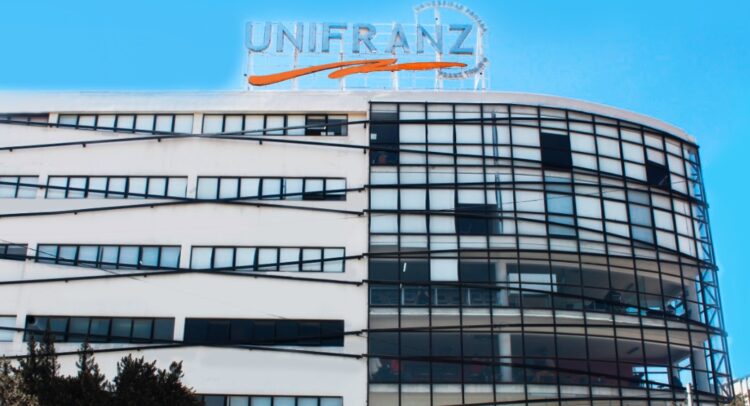 Padres de familia se capacitan en educación virtual y remota