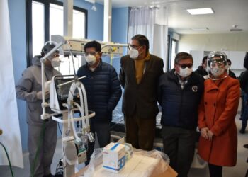 CBN entrega dos respiradores para terapia intensiva y 207 mil ítems de bioseguridad para combatir la COVID-19