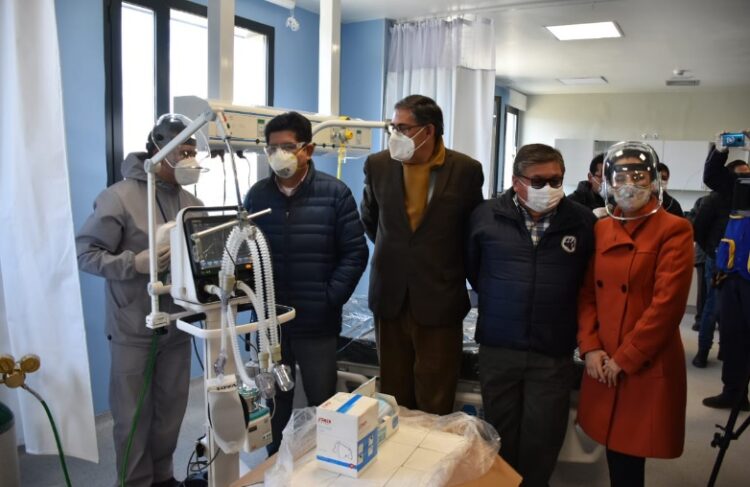 CBN entrega dos respiradores para terapia intensiva y 207 mil ítems de bioseguridad para combatir la COVID-19