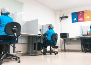 Farmacias Chávez entabla alianza con Medibook para impulsar la telemedicina