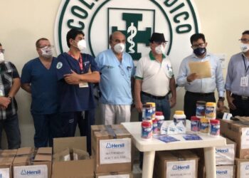 Laboratorio Hersil dona complemento nutricional para médicos