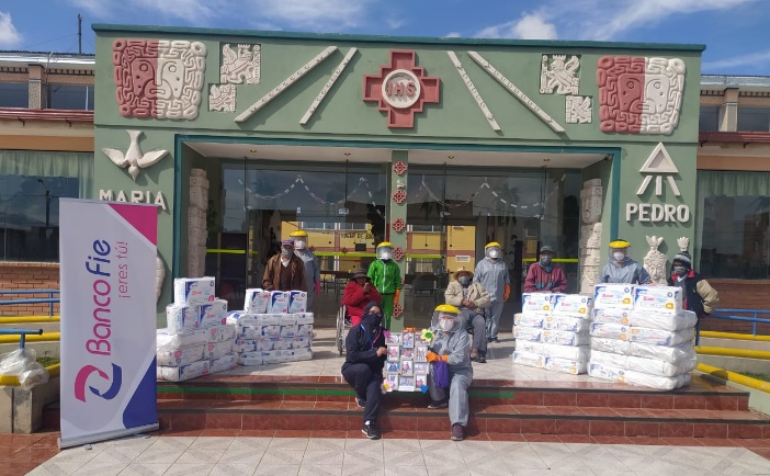 Solidaridad con adultos mayores