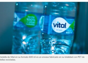 Coca-Cola Bolivia refuerza su compromiso por Un Mundo sin Residuos con la botella de Vital, hecha 100% de otras botellas