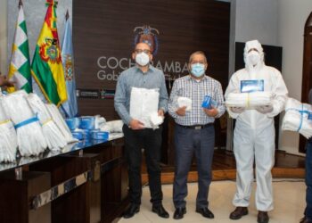 CBN entregó a Cochabamba material de bioseguridad hechos en Bolivia