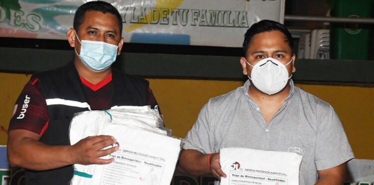 CBN donó al departamento de Pando trajes de bioseguridad hechos en Bolivia.