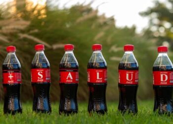 Alfabeto, una divertida propuesta de Coca-Cola para compartir tus deseos para el 2021