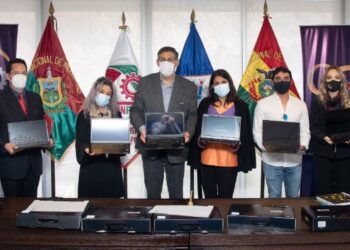 En el marco de sus acciones de RSE, la CNI promueve apoyo a la Unidad Educativa Voces Vitales