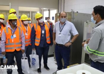 Autoridades de la provincia Germán Busch visitaron la Planta de Cemento Yacuses de Itacamba