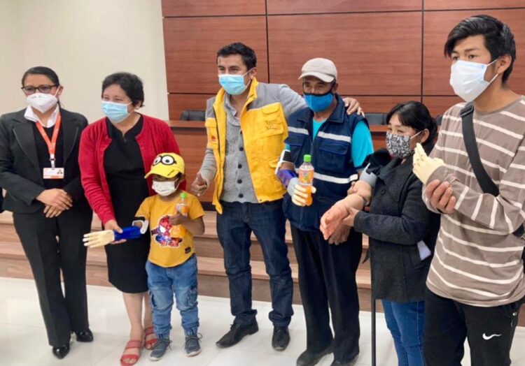 Ecofuturo apoya la compra de prótesis para personas con discapacidad en Tupiza