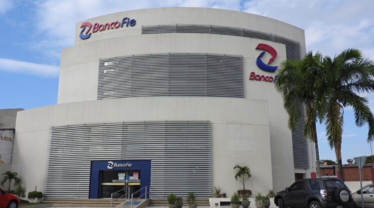 Banco FIE ratifica su compromiso con el desarrollo económico de Santa Cruz
