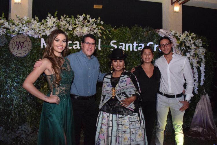Banco Mercantil Santa Cruz Sponsor Fundador de Billboard Bolivia, patrocinó el Concierto Respira y estuvo presente en la Alfombra Verde
