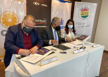 Unifranz y la FEPC presentaron el Instituto de Progreso Económico Empresarial