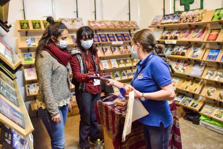 BancoSol exhibió sus servicios financieros en la Feria Internacional del Libro 2021