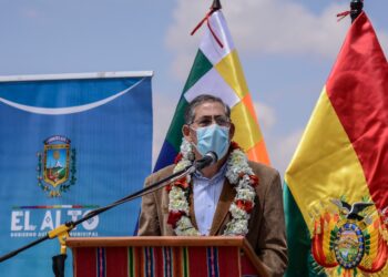 CBN dona 6 mil bolsas con alimentos para incentivar la vacunación de las familias de El Alto