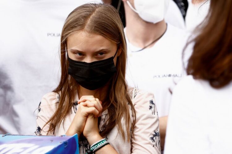 El furioso regreso de Greta en la antesala de la COP26 que marcará el fin de la presidencia de Chile del evento: desde “inútiles” al “bla bla bla”