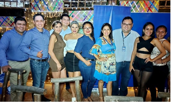 Nacional Seguros celebra a los periodistas con 290 pólizas de seguro contra accidentes