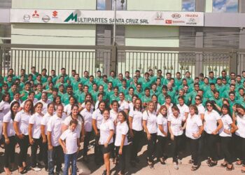 Multipartes: Más de 43 años trabajando en el sector de repuestos de la mano de talleres mecánicos y compañías de automóviles