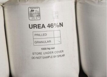 Qué es la urea, el imprescindible químico que amenaza con disparar todavía más la escasez global