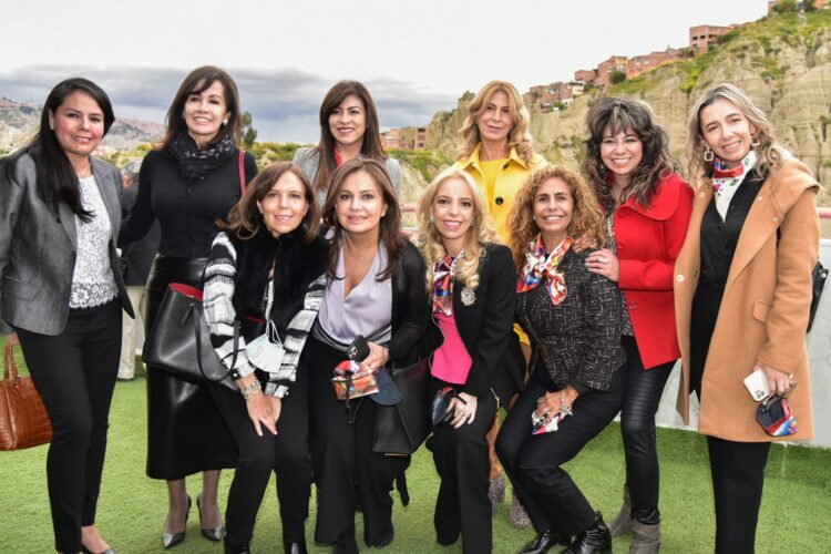 CAINCO y CNI se unen para promover una actividad empresarial femenina de alto impacto, uniendo Bolivia