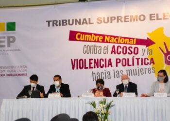 Tribunal Supremo Electoral realiza la Cumbre Nacional Contra el Acoso y la Violencia Política a mujeres electas