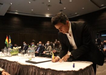 Tigo firma compromiso de gobernanza entre empresas responsables, éticas y transparentes