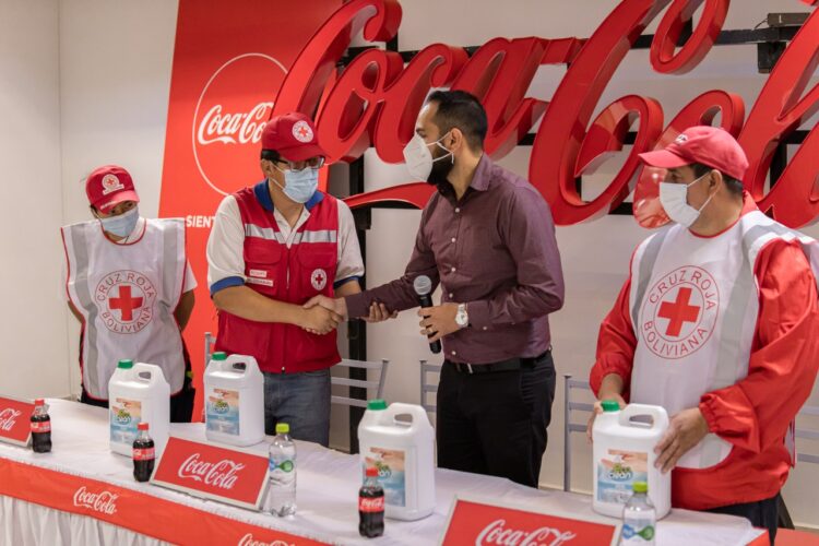 Embol dona más de 500 litros de alcohol en gel a La Cruz Roja