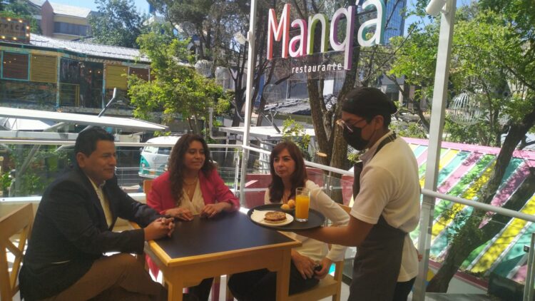 Manq’a inaugura su segundo restaurante con impacto social en la Zona Sur de La Paz
