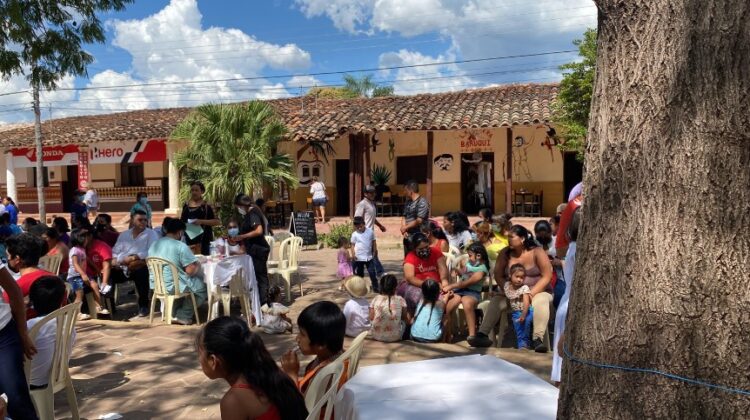 San José de Chiquitos se volcó a las Brigadas Médicas de CRE para recibir atención gratuita