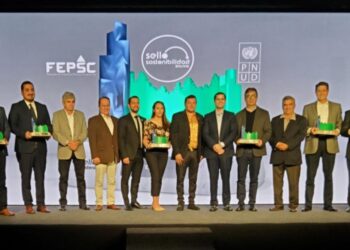 Empresas avanzan en la generación de energías renovables y la reducción de emisiones de CO2