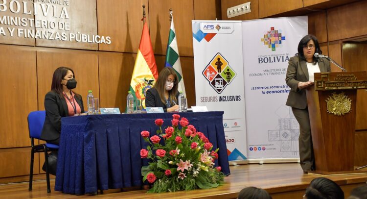 El Gobierno presenta los Seguros Inclusivos para que la población más vulnerable se encuentre protegida ante la ocurrencia de eventualidades