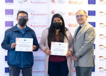 La CNI y DISK concluyen proyecto de Educación Financiera en municipios de La Paz