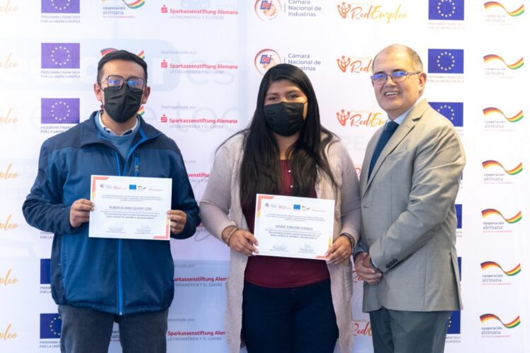 La CNI y DISK concluyen proyecto de Educación Financiera en municipios de La Paz