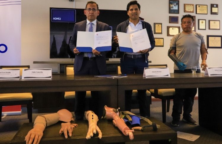 CNI y CREOTEC firman convenio en beneficio de la salud de los trabajadores industriales