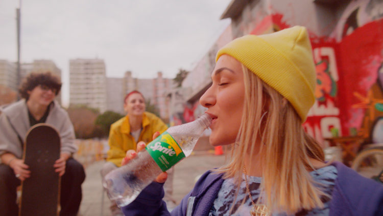 Coca-Cola Bolivia celebra su 80 aniversario con inédita campaña