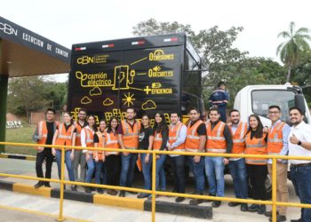 CBN presenta el 1er. camión eléctrico de distribución y avanza en la reducción de emisiones de carbono