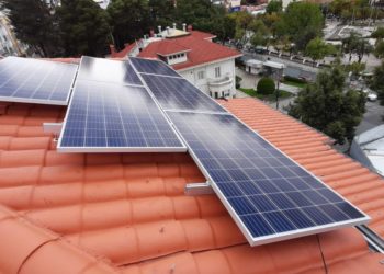 Sembrar Sartawi IFD invierte en paneles solares para ser eco amigables con el medio ambiente