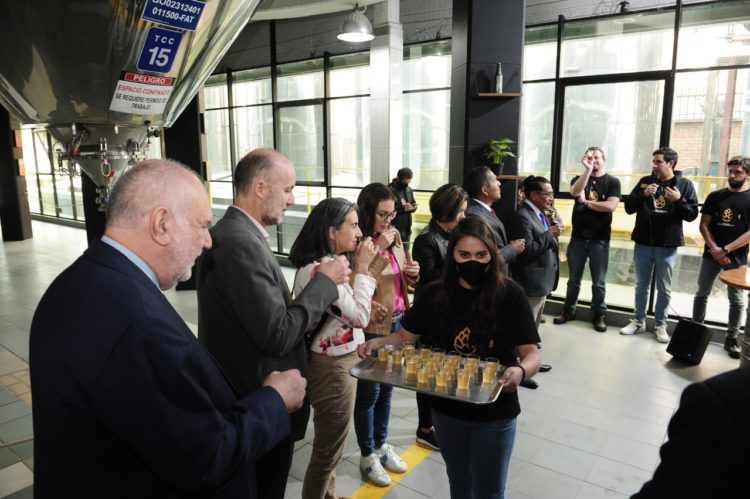 CBN recibe en su planta de La Paz al cuerpo diplomático y representantes de organismos internacionales